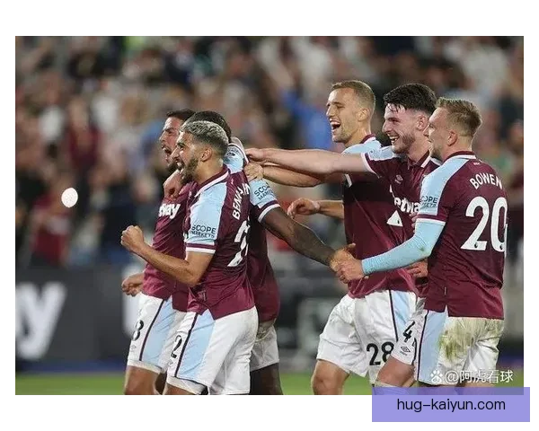 诺维奇黄绿鸟本赛季表现稳健，球队竞争力增强展现出良好状态